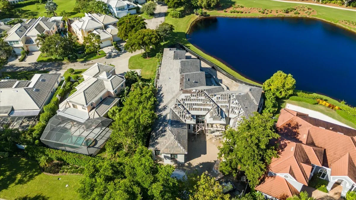 Pelican Bay Residence under construction