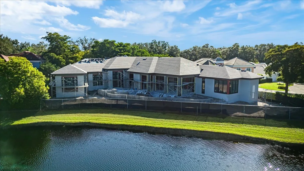 Pelican Bay Residence under construction